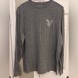 Men’s American Eagle Long Sleeve T Shirt. Size Large